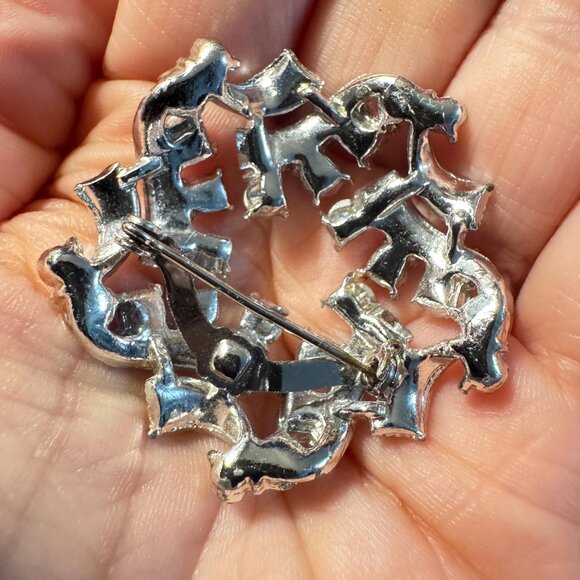 Vintage Rhinestone Wreath Brooch Silver Tone AB Crystal Pin - Picture 3 of 4